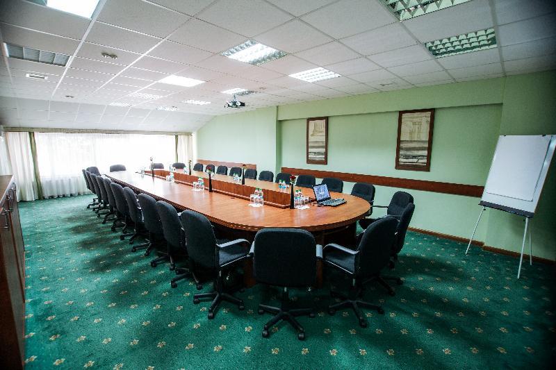 Summit Villa Kiszyniów Zewnętrze zdjęcie
